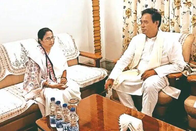 भाजपा को एक और झटका! राज्यसभा सांसद अनंत महाराज को ममता ने दिया बंगबिभूषण सम्मान