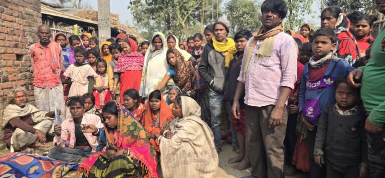 प्रवासी मजदूर की रेल हादसे में मौत, गर्भवती पत्नी सहित परिजनों में कोहराम
