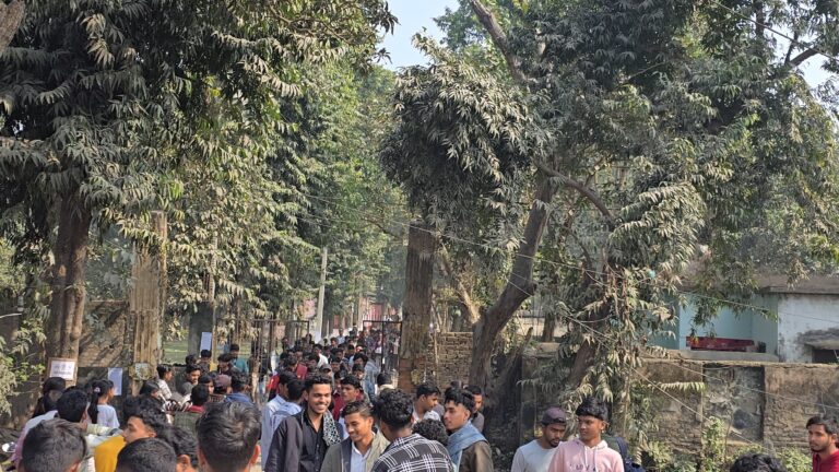 तीन परीक्षा केंद्रों पर शांतिपूर्ण माहौल में संपन्न हुई पहली दिन की परीक्षा