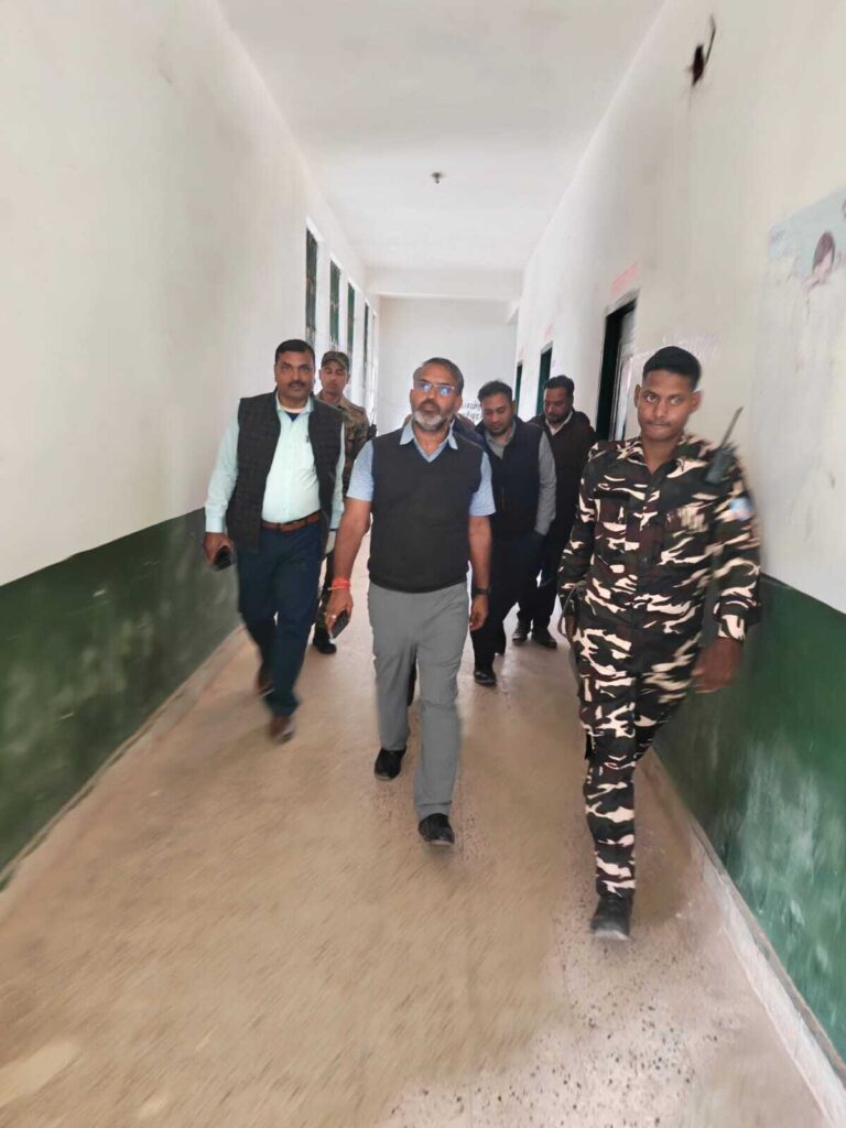 Giridih News :जिले में इंटर व मैट्रिक परीक्षा की तैयारी पूरी