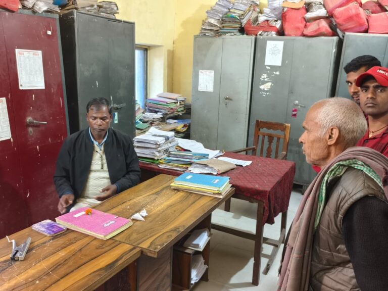सीओ ने बीडीओ को नहीं दिया प्रभार, अंचल कार्यालय प्रभावित