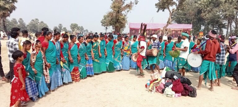 लांगड़े नृत्य में प्रथम स्थान पर रही सिरसा की टीम