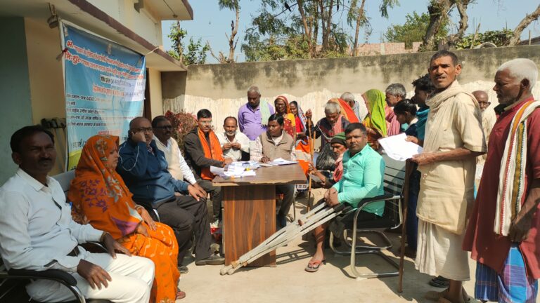 वायोश्री योजना के तहत निशुल्क पंजीकरण व परीक्षण शिविर का हुआ आयोजन