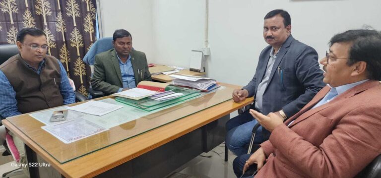 पैक्स चुनाव की तैयारियों का डीडीसी व एडीएम ने लिया जायजा