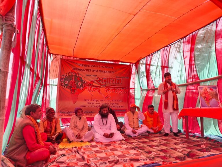 भारत देश सनातन धर्म का प्रतीक : संत मनमोहन साहेब