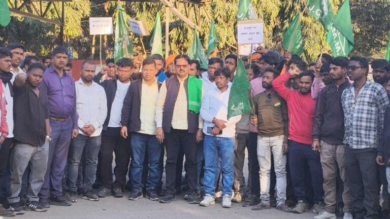 चार लेबर कोड के खिलाफ प्रतिरोध मार्च