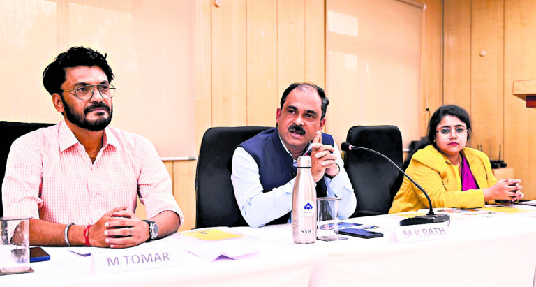 Rourkela News: मानसिक स्वास्थ्य, कार्यस्थल की चुनौतियों और समग्र कल्याण की मिली जानकारी