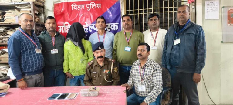 604 ग्राम चांदी और 2.60 ग्राम सोने के आभूषण के साथ रोहतास का युवक धराया