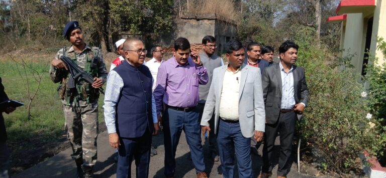 Bokaro News : डीसी ने किया मतदान केंद्रों का निरीक्षण, दिये दिशा-निर्देश