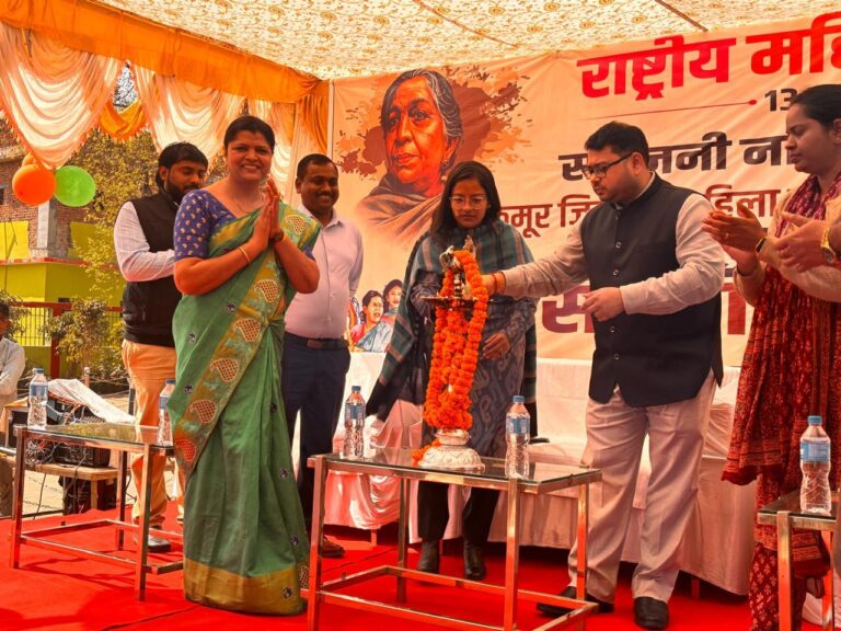 प्रतियोगिता छात्राओं में आत्मविश्वास जागने का सशक्त माध्यम : डीएम
