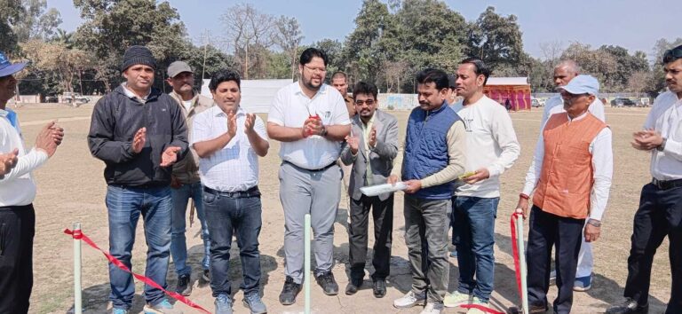 रणधीर वर्मा मेमोरियल जिला क्रिकेट लीग का हुआ शुभारंभ