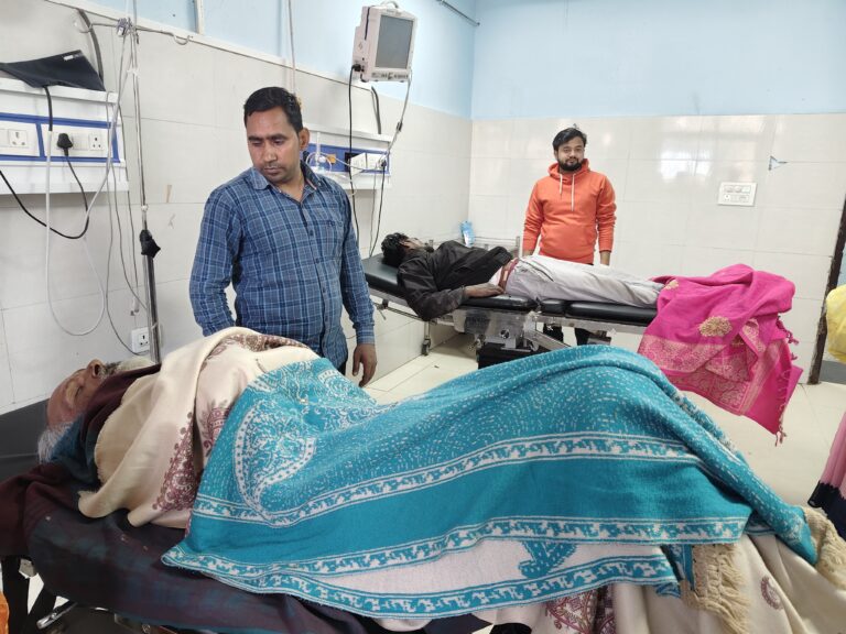 सड़क हादसों में बाइक सवार दो दोस्त समेत चार जख्मी