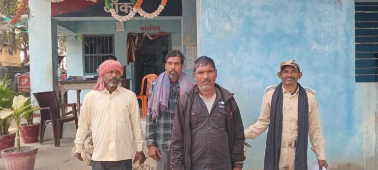 तीन एनबीडब्ल्यू वारंटी गिरफ्तार