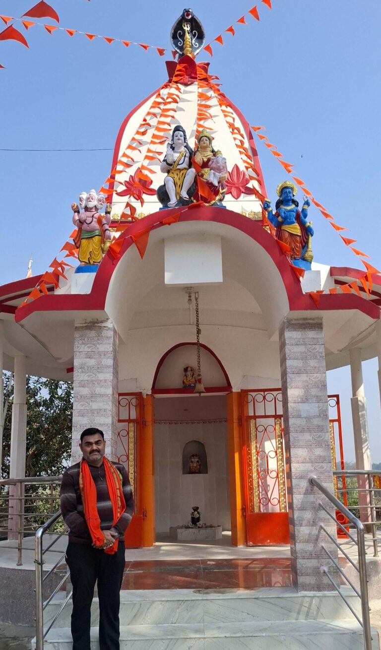 महाशिवरात्रि का त्योहार आज, सज कर तैयार हो गये शहर के शिवालय