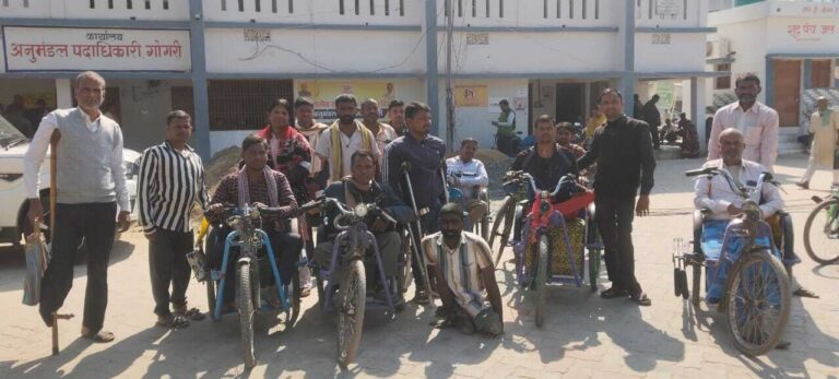 सभी पात्र दिव्यांगों को मिलेगा योजना का लाभ: एसडीओ