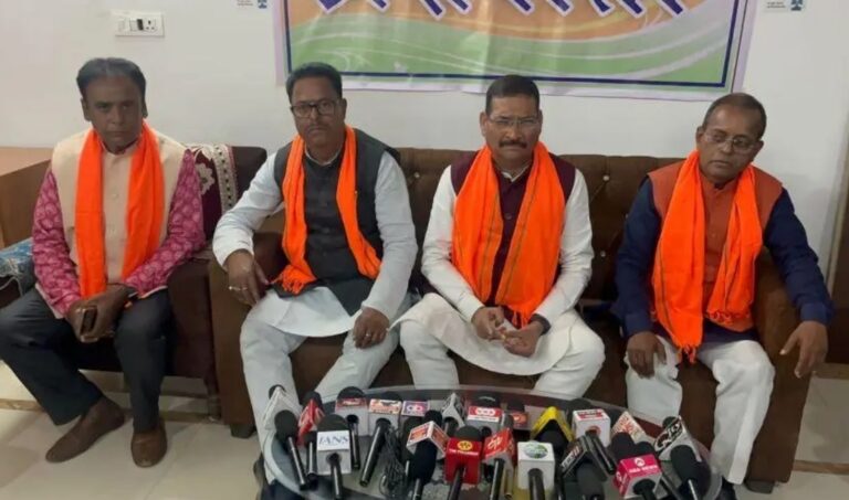 Giridih News :राज्य सरकार की नीयत साफ नहीं है : दीपक प्रकाश