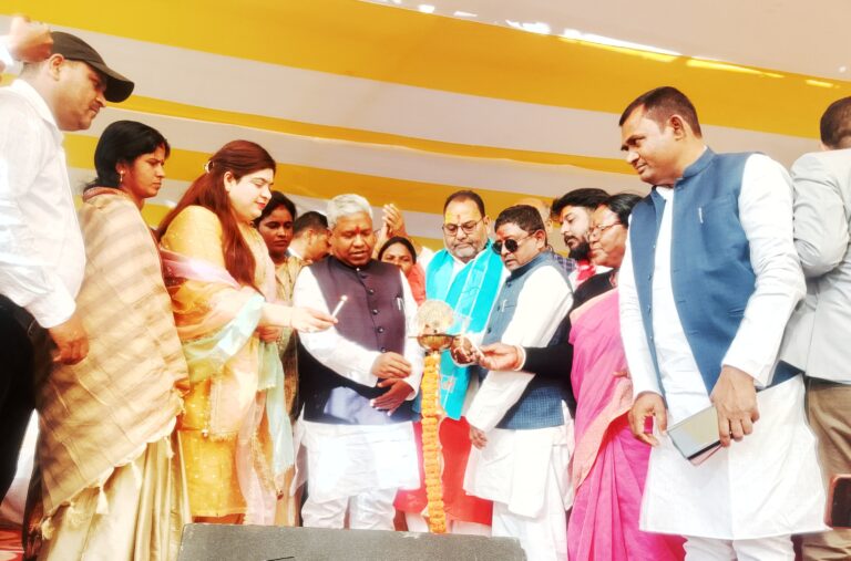 लीड… उमगा पहाड़ पर लगेगा रोपवे, प्रभारी मंत्री ने दिया आश्वासन