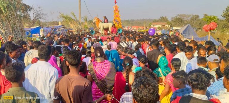 पांच परगना का प्रसि़द्ध व ऐतिहासिक घुरती सतीघाट टुसु मेला संपन्न