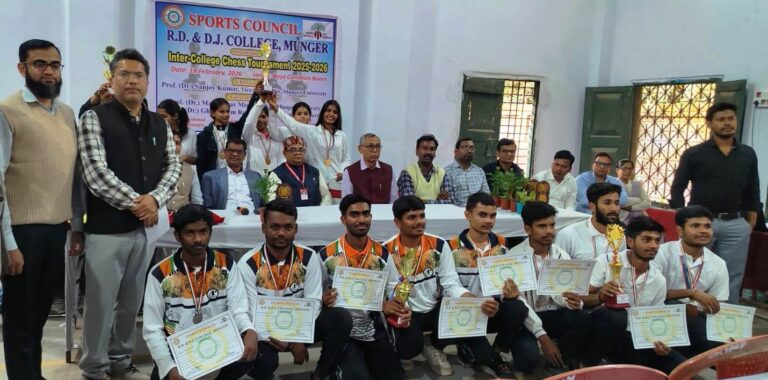 इंटर कॉलेज शतरंज टूर्नामेंट के पुरुष व महिला वर्ग में डीजे कॉलेज विजेता