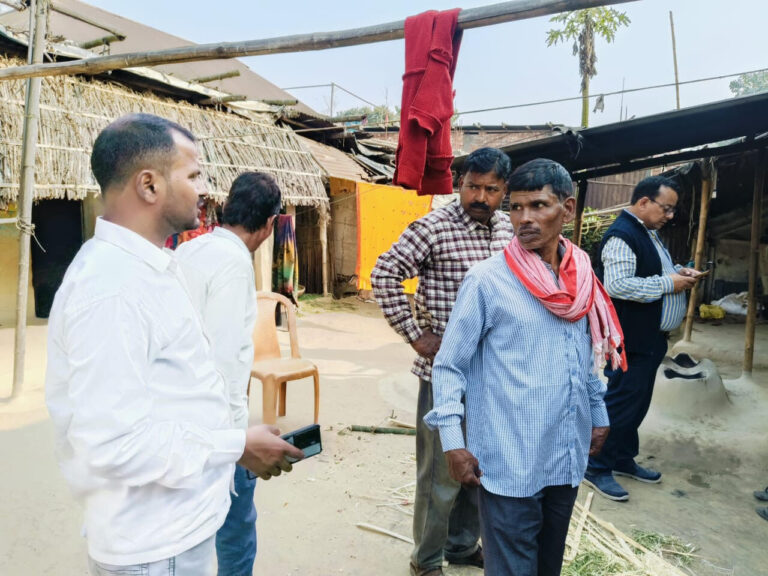 बीडीओ ने सर्वेक्षण कार्य का लिया जायजा