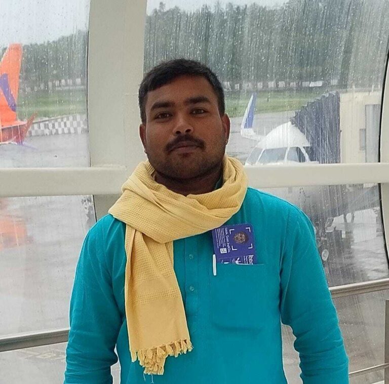 नदी किनारे फेंका जा रहा कचरा, संकट में जल-जीवन व पर्यावरण