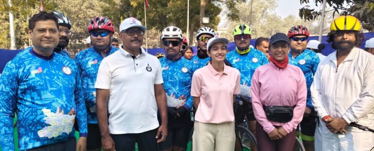 नशा मुक्त समाज के लिए पुलिस व जनता एक साथ, निकाली साइकिल रैली