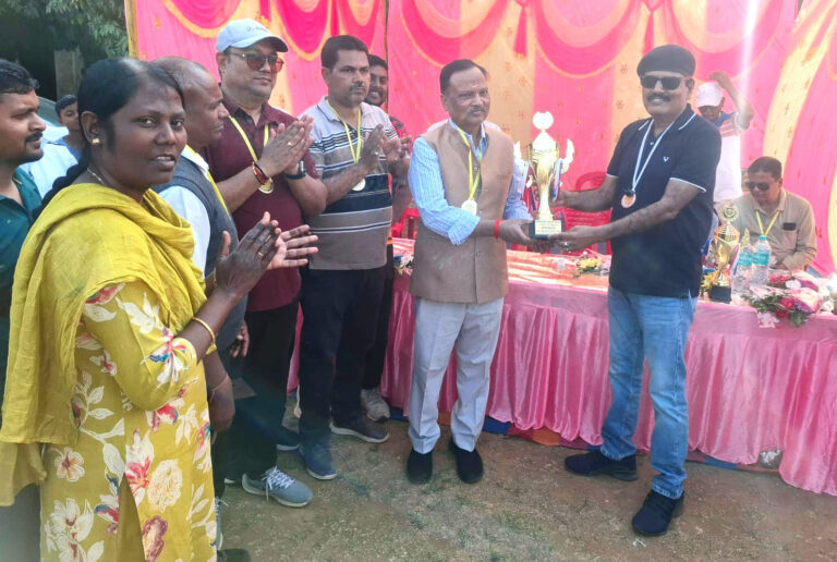 सीएचसी चान्हो की टीम आठ विकेट से विजयी