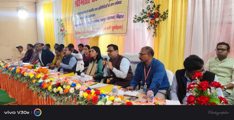 शिकायतों का समाधान 48 से 72 घंटे के अंदर होगा : डीएम
