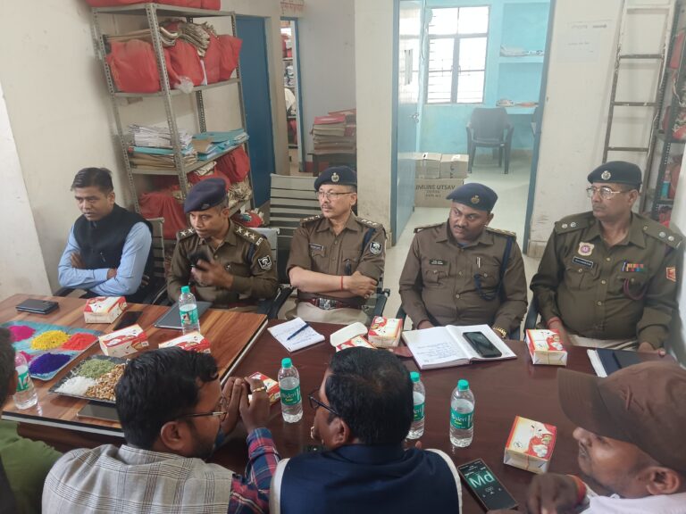 पर्व के नाम पर किसी भी प्रकार की सामाजिक मर्यादा भंग करने की अनुमति नहीं