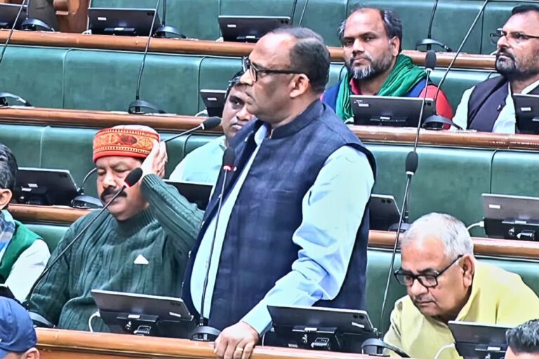 ‘बिहार में 10-10 हजार लेकर बकरी पालने के लिए नहीं जन्मा…’, RJD विधायक का सरकार पर हमला
