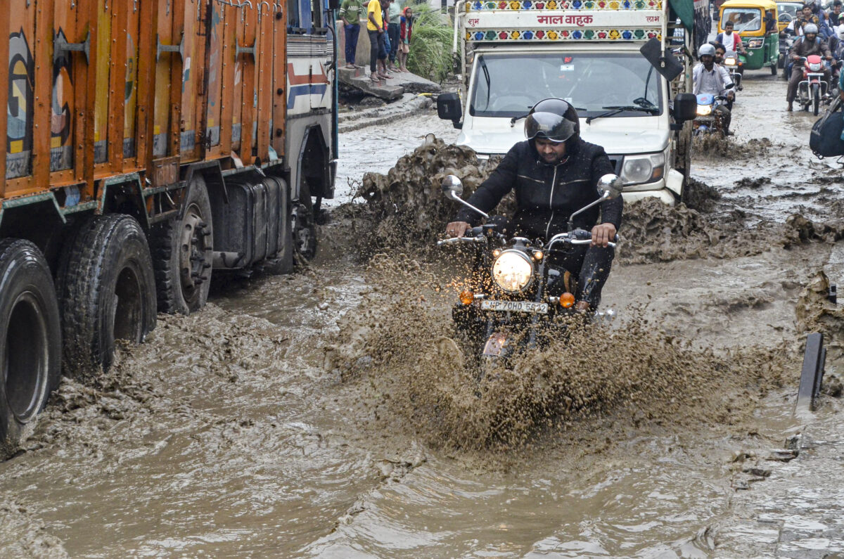 16 से 21 मार्च तक इन राज्यों में बारिश, गरज-चमक के साथ ओलावृष्टि की संभावना 7 01111 Pti10 31 2025 000351A 1