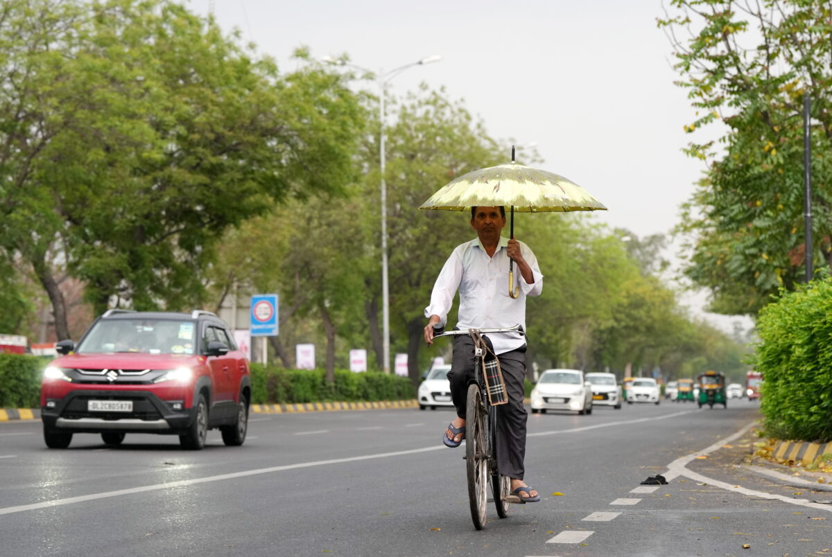 गरज चमक के साथ पड़ेंगे छीटें, मौसम ने ली करवट, अगले 36 घंटे में इन राज्यों में बारिश 6 15031 Pti03 15 2026 Rpt019A 1