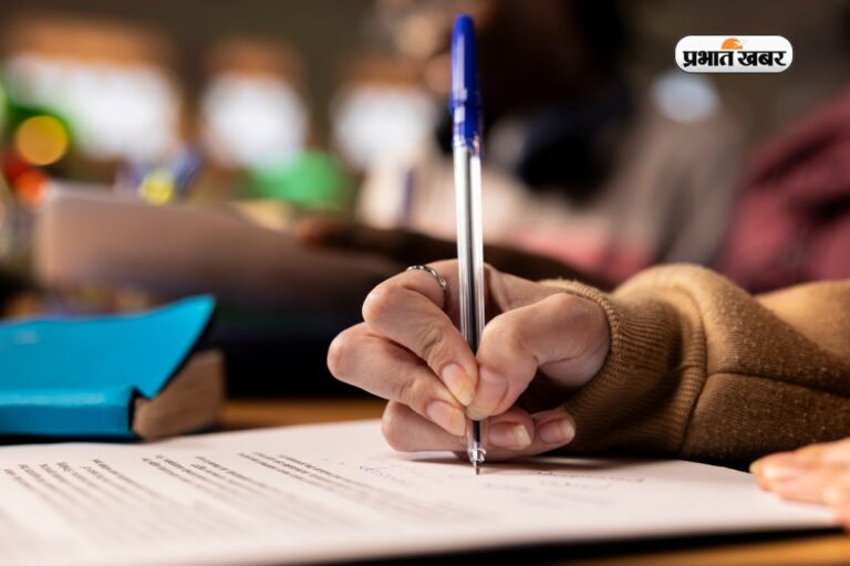 CBSE Maths Paper 2026: आखिर सेक्शन D में ऐसा क्या था, देखकर स्टूडेंट्स के छूटे पसीने