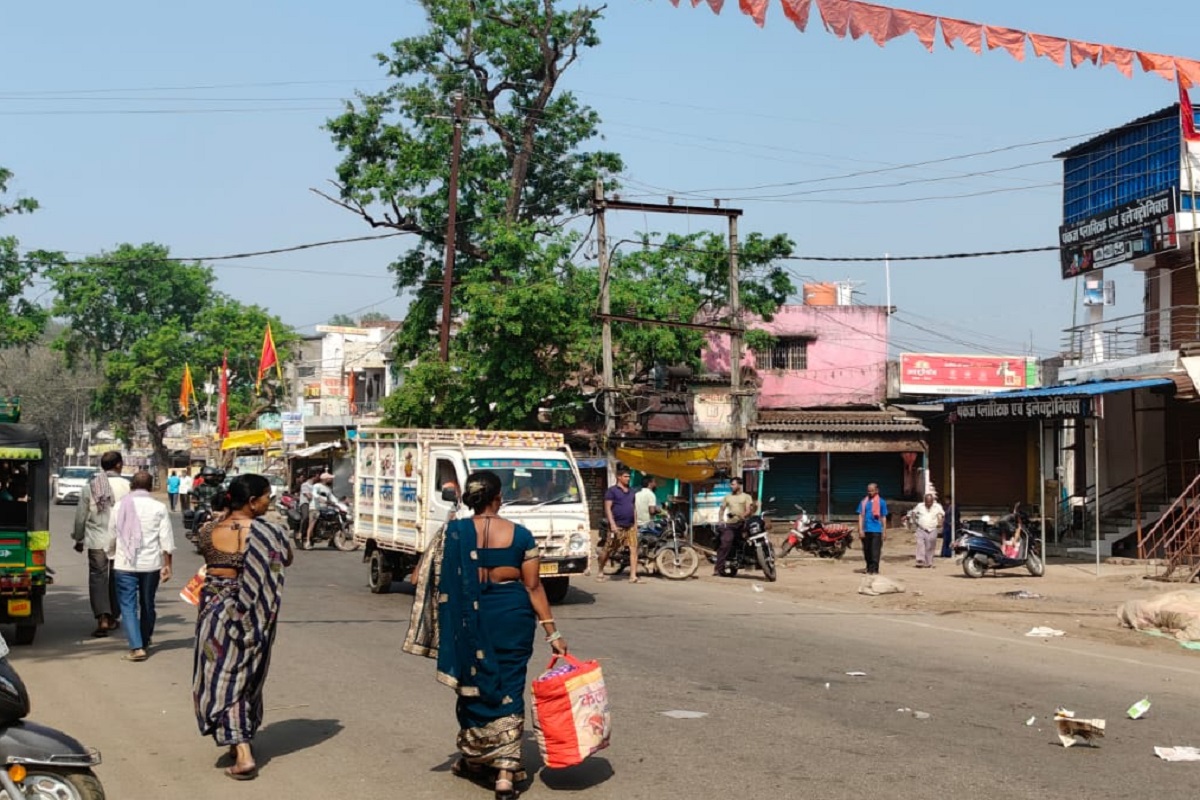 हजारीबाग दरिंदगी के विरोध में विष्णुगढ़ में लॉकडाउन, आरोपियों की गिरफ्तारी की मांग कर रहे आंदोलनकारी 4 Hazaribagh Bandh 5