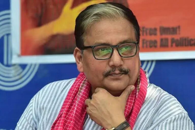‘शुभकामनाओं से नहीं भरेगा पेट’, मनोज बोले- बिहार को सिर्फ रेलगाड़ियां मिलीं, असली निवेश तो दूसरे राज्यों में गया