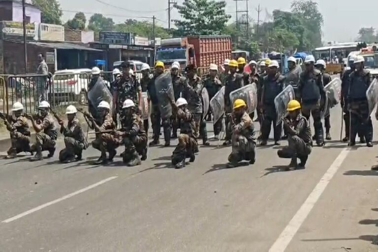 रामनवमी से पहले बोकारो में पुलिस का मॉक ड्रिल, सुरक्षा व्यवस्था को किया चाक-चौबंद