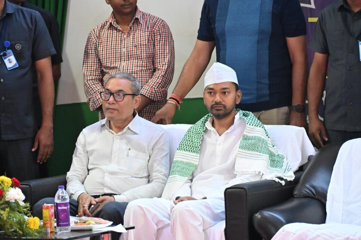 इफ्तार में बदला बॉडी लैंग्वेज! ‘गेस्ट अपीयरेंस’ में नजर आए Cm नीतीश, टोपी उतारते ही सियासी कयास शुरू 1 Nishant Kumar Jdu Role