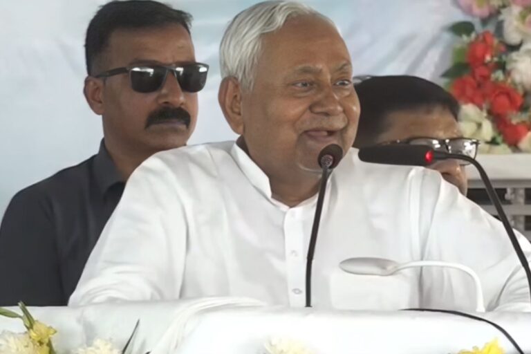 CM नीतीश कुमार की समृद्धि यात्रा पहुंची बक्सर, बोले- 2005 से पहले डर का माहौल था, अब बिहार पूरी तरह बदल गया