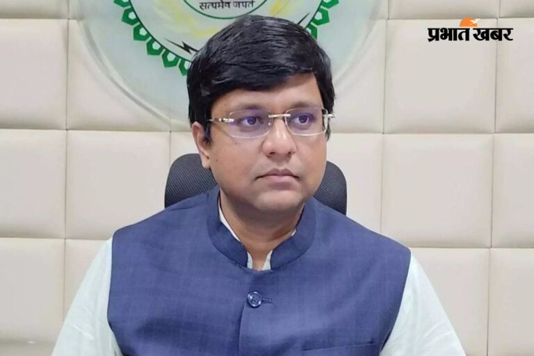 JNU से MA, 23 की उम्र में बने IAS, कौन हैं PMO के नए डिप्टी सेक्रेटरी रवि मित्तल