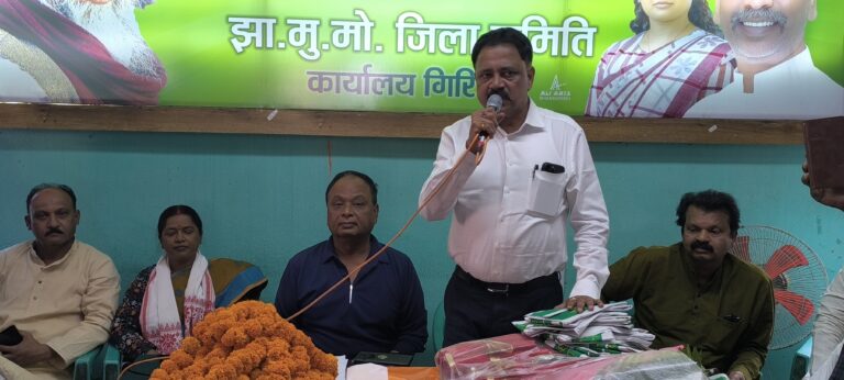 Giridih News :गिरिडीह शहर को खूबसूरत बनायेंगे : सुदिव्य सोनू
