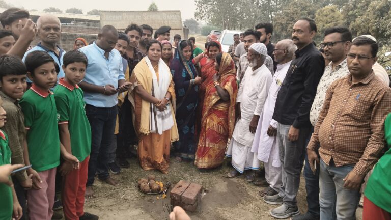 विधायक ने सड़क निर्माण का किया शिलान्यास