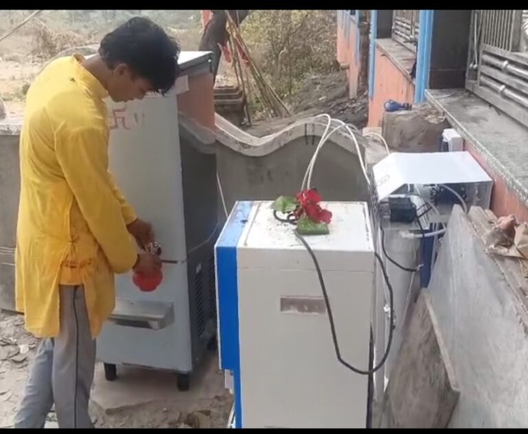 बाबा झुमराज मंदिर में लगा आरओ वाटर फिल्टर