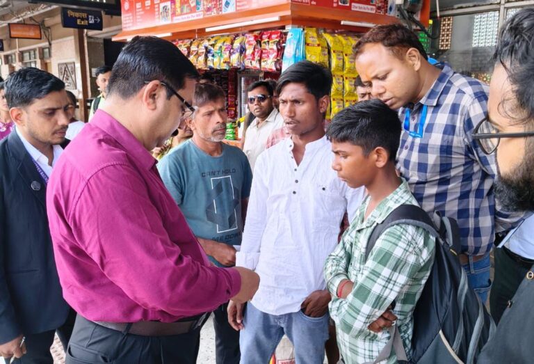 320 बिना टिकट वाले यात्रियों से वसूले गये 1.24 लाख जुर्माना