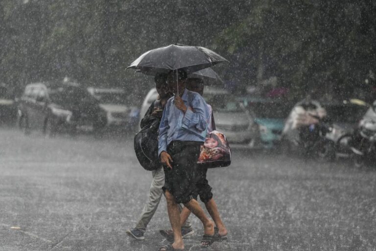 बिहार में 15, 16, 17 और 18 मार्च को तेज बारिश का अलर्ट, गरज-चमक के साथ आंधी चलने की संभावना