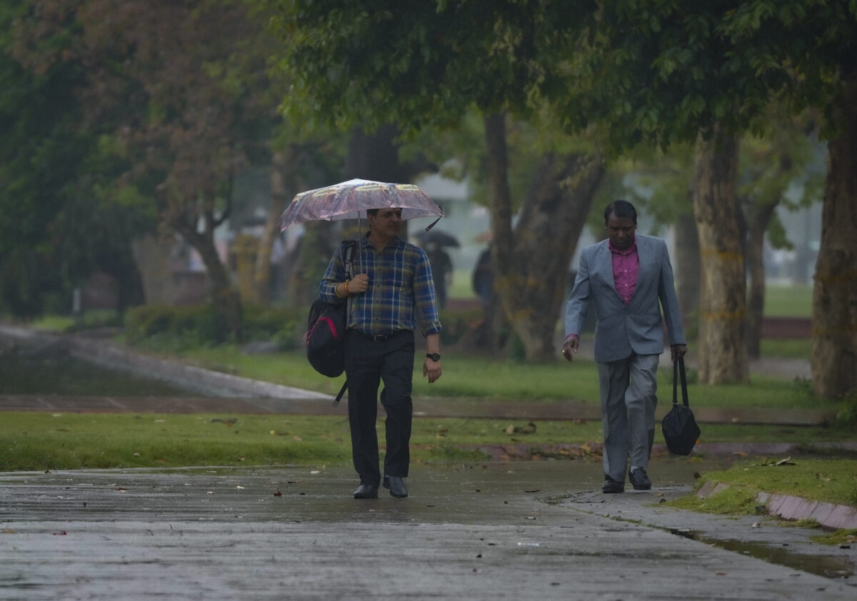 फिर मौसम की करवट, कई राज्यों में बारिश और बर्फबारी, आंधी-तूफान का अलर्ट 5 20031 Pti03 20 2026 000036A