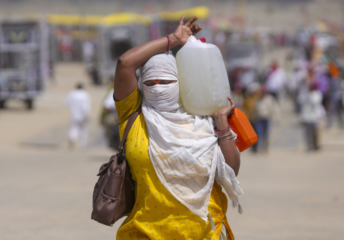 देश में भीषण गर्मी की दस्तक, लू की चपेट में कई राज्य, रात में भी सताएगी गर्मी 4 21041 Pti04 21 2026 000158B