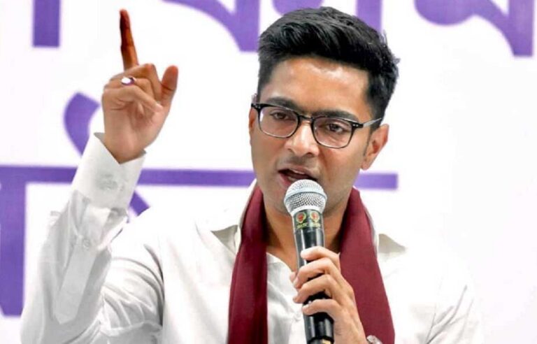 बंगाल में चुनाव आयोग भाजपा का ‘ट्रंप कार्ड’, तृणमूल नेता अभिषेक बनर्जी का सीधा आरोप