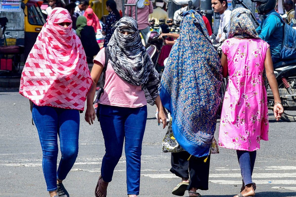 देशभर में मौसम का डबल अटैक, कहीं लू तो कहीं बारिश का अलर्ट 1 Heatwave Alert 1