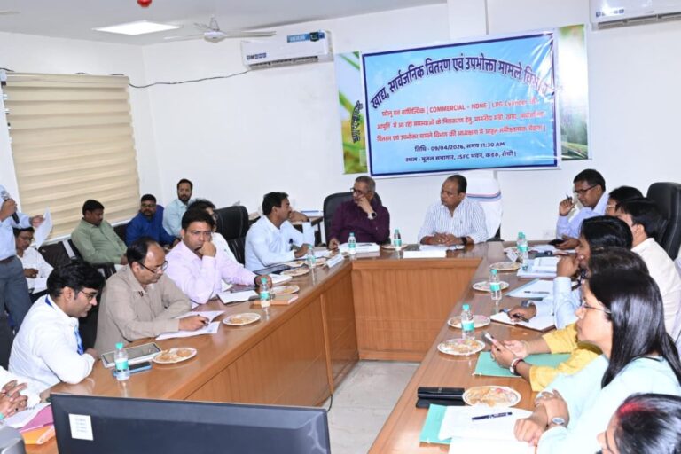झारखंड में गैस किल्लत पर मंत्री इरफान अंसारी हुए लाल, अधिकारियों को 10 दिन का अल्टीमेटम