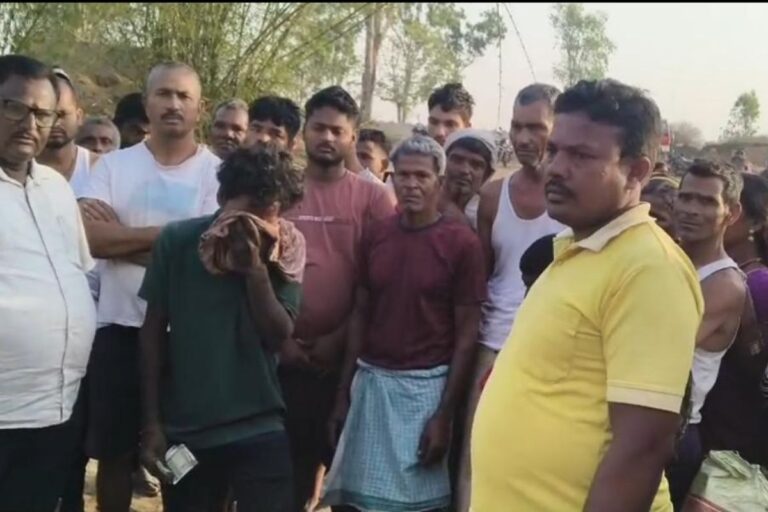 कोडरमा के जयनगर में आधी रात को मौत बनकर आया हाथियों का झुंड: दो को उतारा मौत के घाट, 3 घायल